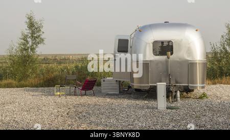Camping-Airstream dans un camping aux Pays-Bas Banque D'Images