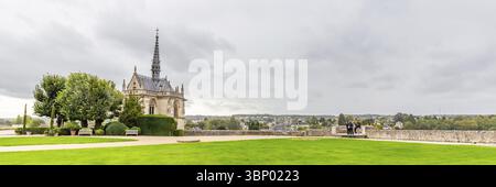 Amboise, France - 16 octobre 2019 : Chapelle Saint-Hubert à côté du Château d'Amboise et lieu de sépulture de Léonard de Vinci, Amboise, Frankrijk Banque D'Images