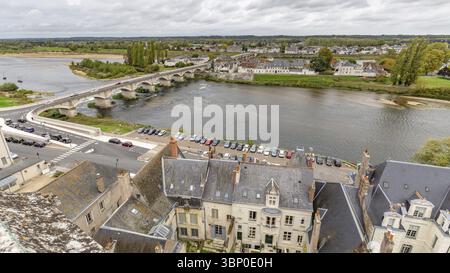 Amboise, France -16 octobre 2019 : Château d'Amboise, parc et jardins au-dessus du vieux centre de la ville, Amboise, Frankrijk Banque D'Images