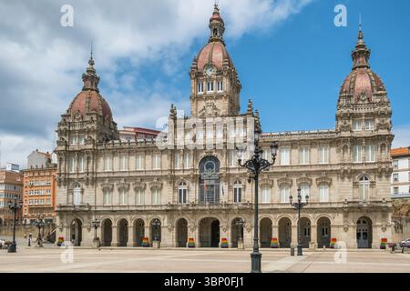 Bâtiment historique de la ville Hal dans la vieille ville d'A Coruna en Galice, Espagne Banque D'Images