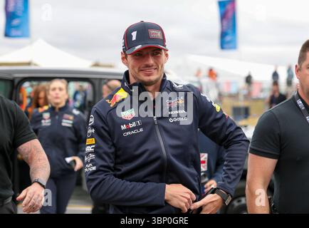 Silverstone, Royaume-Uni. 5 juillet 2025. Max Verstappen 1 (NED), Oracle Red Bull Racing RB21 arrive sur la piste lors du GRAND PRIX DE FORMULE 1 QATAR AIRWAYS BRITISH 2025 sur le circuit de Silverstone, Silverstone, Angleterre, Royaume-Uni le 5 juillet 2025 crédit : Eleanor Hoad/Every second Media crédit : Every second Media/Alamy Live News Banque D'Images