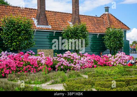 Bâtiment traditionnel à Zaanse Schans, pays-Bas Banque D'Images