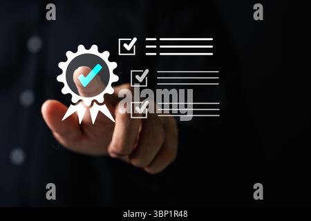 Vérification de la garantie de la qualité certification numérique et liste de contrôle pour le processus d'approbation, le système d'assurance et le flux de travail de vérification des tâches. Banque D'Images