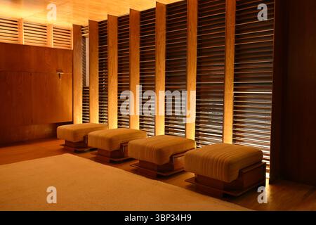 Kaufmann Office, pièce lambrissée conçue par Frank Lloyd Wright, Pittsburgh, États-Unis, conçu 1935-1937, construit 1937 - V&A East Storehouse - Londres Royaume-Uni Banque D'Images