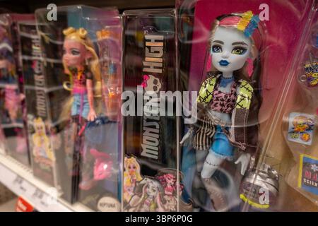 Le magasin Target à Herald Square offre une large gamme de jouets, 2025, New York City, États-Unis Banque D'Images