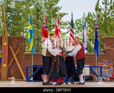 Highland Ranch, Colorado - 30 juin 2025 : Festival scandinave de la mi-été au Colorado, un événement annuel passionnant qui célèbre un scandinave unique Banque D'Images