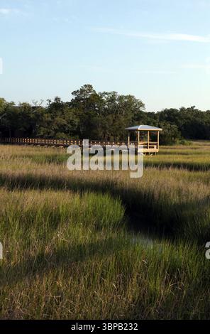 Une vue de Shem Creek à Mt Pleasant, Caroline du Sud Banque D'Images