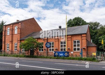 Guru Nanak Gurdwara à Camberley, Surrey, Angleterre, Royaume-Uni, centre spirituel sikh sikhs sikhisme qui a ouvert en 2025 Banque D'Images