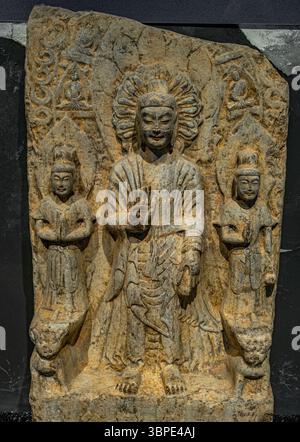 Shanghai, Chine - 01 mai 2025. Iconographie bouddhiste chinoise médiévale, du vie siècle Banque D'Images