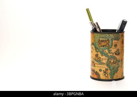 Porte-stylo avec carte du monde Banque D'Images