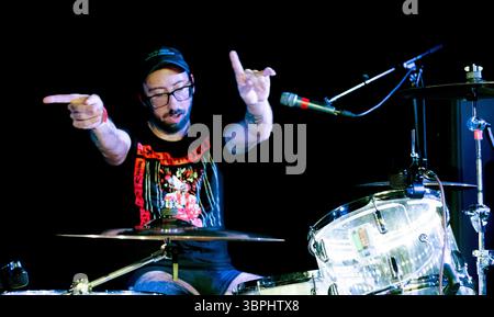 Midwest punk, pop et metal groupes jouant de la musique live Banque D'Images