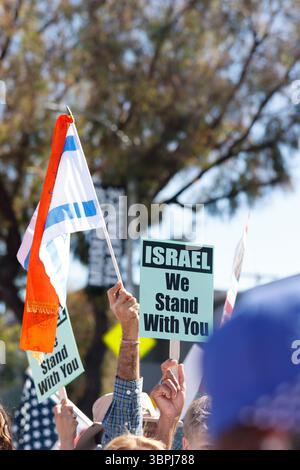 Une marche de solidarité pour Israël à Los Angeles, Calif., le 15 octobre 2023. Photo de Raquel G. Frohlich. Banque D'Images