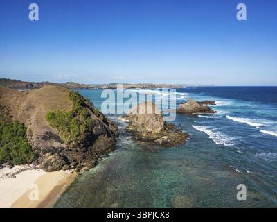 Lombok, Indonésie, paysage de vue sur l'océan de la plage. Lombok est une île de la province de Nusa Tenggara Ouest, en Indonésie, en Asie Banque D'Images