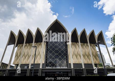 Kuching, Malaisie - mai 2023 : architecture du musée des cultures de Bornéo au complexe du musée Sarawak à Kuching, Malaisie, Asie Banque D'Images