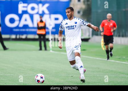 Copenhague, Danemark. 08 juillet 2025. Elias Achouri (30 ans) du FC Copenhagen vu lors d'un match test de pré-saison entre le FC Copenhagen et le FC Fredericia au 10ern du centre d'entraînement du FC Copenhagen à Frederiksberg, Copenhague. Crédit : Gonzales photo/Alamy Live News Banque D'Images