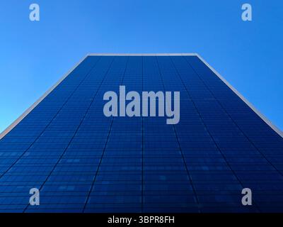 Manhattan, New York - 15 février 2019 : le Solow Building au 9 West 57th à New York Banque D'Images