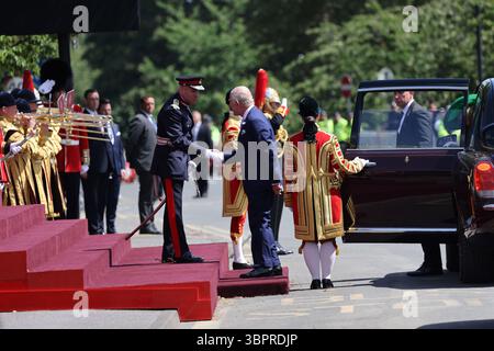 Windsor Royaume-Uni. Le roi Charles III au château de Windsor pour la visite d'État du président Macron de France. 8 juillet 2025. Ref :LMK430-S090725-001 Anfisa Polyushkevych/Landmark Media WWW.LMKMEDIA.COM Banque D'Images