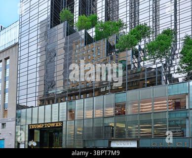 Trump Tower sur la Cinquième Avenue, New York City Banque D'Images