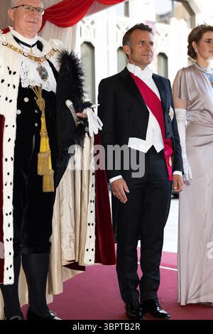 Londres, Royaume-Uni. 9 juillet 2025 : la City of London Corporation et le Lord Mayor de Londres organisent un banquet officiel à Guildhall, près de Gresham Street, en l'honneur du président de la République, Emmanuel Macron. L'événement se déroule en présence du duc et de la duchesse de Gloucester, marquant un événement important dans les relations diplomatiques franco-britanniques. Banque D'Images