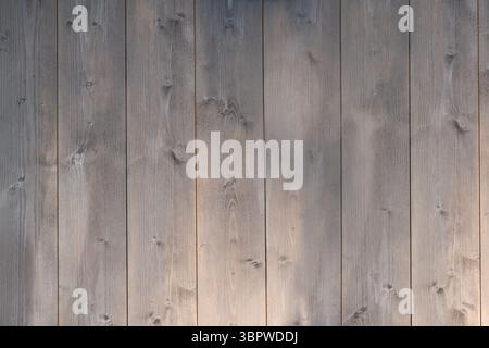 Conception plate montrant la surface murale en planche de bois altérée avec des motifs de grain et des trous de clous Banque D'Images