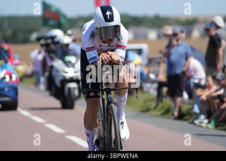 Caen, France. 09 juillet 2025. Maximilian Schachmann de Soudal Quick-Step lors du Tour de France 2025, épreuve cycliste UCI WorldTour, étape 5, contre-la-montre individuel, Caen - Caen (33 km) le 9 juillet 2025 à Caen, France - photo Laurent Lairys/DPPI crédit : DPPI Media/Alamy Live News Banque D'Images