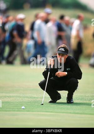 010722 ROYAL LYTHAM ST. ANNES, BLACKPOOL, UK/ PHOTO MARK NEWCOMBE/ THE OPEN CHAMPIONSHIP 2001 Phil Mickelson crédit photo : Mark Newcombe / visions in Golf L'Open Championship 2001, la 130e édition de la plus ancienne majeure du golf, s'est tenue du 19 au 22 juillet 2001 au Royal Lytham & St Annes Golf Club de Lytham St Annes, Angleterre. Banque D'Images
