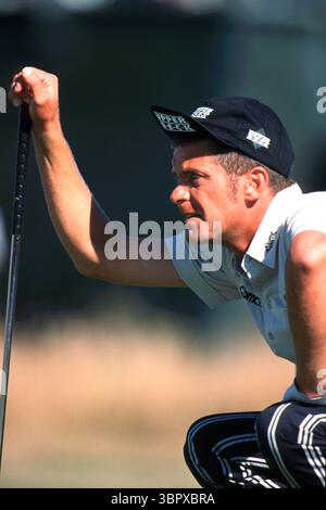 010722/ROYAL LYTHAM ST. ANNES, BLACKPOOL, UK/PHOTO MARK NEWCOMBE/THE OPEN CHAMPIONSHIP JESPER PARNEVIK OPEN 2001 ROYAL LYTHAM ST. ANNES GOLF CLUB, BLACKPOOL, LANCASHIRE, Royaume-Uni JUILLET 2001 crédit photo : Mark Newcombe / visions in Golf L'Open Championship 2001, la 130e édition de la plus ancienne majeure du golf, s'est tenue du 19 au 22 juillet 2001 au Royal Lytham & St Annes Golf Club à Lytham St Annes, Angleterre. Banque D'Images