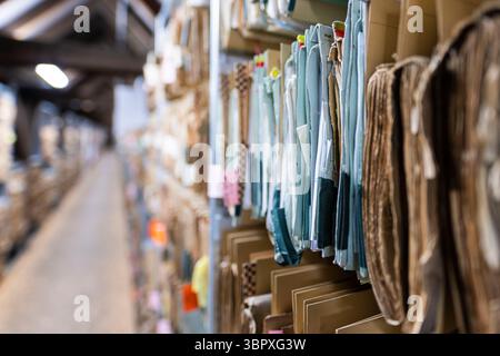 Hanovre, Allemagne. 09 juillet 2025. Les dossiers fonciers sont conservés dans une salle d'archives du tribunal local de Hanovre. Crédit : Michael Matthey/dpa/Alamy Live News Banque D'Images