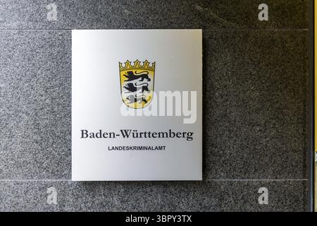 Office national des enquêtes criminelles du Bade-Wuerttemberg, bouclier et armoiries. Stuttgart, Bade-Wuerttemberg, Allemagne Banque D'Images