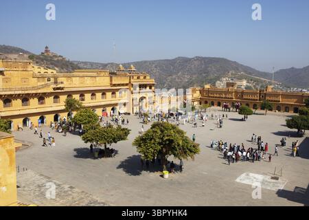 Amber Fort ou forteresse sur la chaîne de collines Aravalli, Jaipur, Rajasthan, Inde Banque D'Images