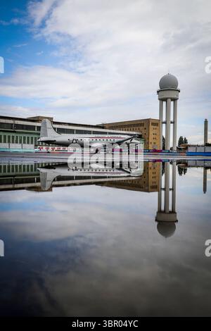 Berlin, Allemagne. 10 juillet 2025. Ambiance piste ambiance pendant l'ePrix de Berlin, 13e et 15e manche du Championnat du monde ABB FIA de formule E 2024-25, sur le circuit de Tempelhof Airport Street du 11 au 13 juillet 2025 à Berlin, Allemagne - photo Paulo Maria/DPPI crédit : DPPI Media/Alamy Live News Banque D'Images