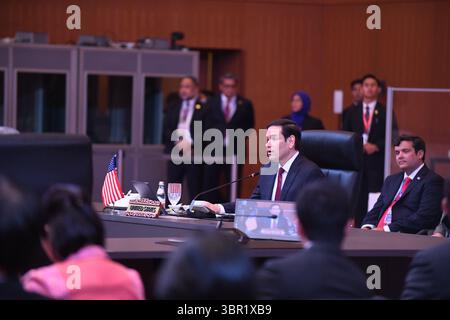 Kuala Lumpur, Malaisie. 10 juillet 2025. Le secrétaire d'État AMÉRICAIN Marco Rubio prend la parole lors de la 58e réunion des ministres des Affaires étrangères de l'Association des Nations de l'Asie du Sud-est (ANASE) et des réunions connexes au Centre des congrès de Kuala Lumpur, en Malaisie, le jeudi 10 juillet 2025. Photo ASEAN/UPI crédit : UPI/Alamy Live News Banque D'Images