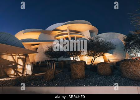 Musée national du Qatar et cour extérieure à Doha, Qatar Banque D'Images