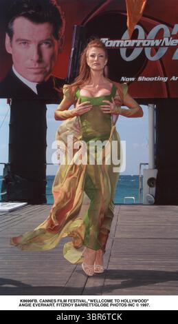 20 juin 2001 - K8699FB. FESTIVAL DU FILM DE CANNES,''WELLCOME À
