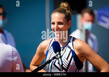 16 août 2020, Prague, RÉPUBLIQUE TCHÈQUE : Kristyna Pliskova de la République tchèque après la finale en double du tournoi international de tennis WTA Open de Prague 2020 (crédit image : © Rob Prange/AFP7 via ZUMA Wire) Banque D'Images