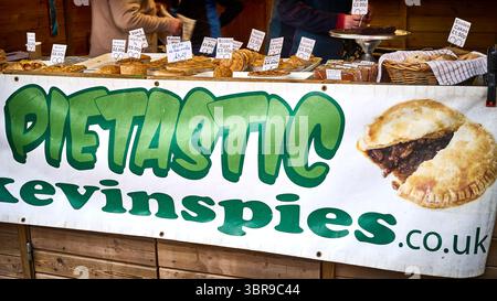 Kevin's tarte stand sur Wakefield Market, West Yorkshire, Royaume-Uni Banque D'Images