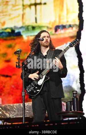 Québec, Canada. 10 juillet 2025. Hozier se produit lors du jour 8 du Festival d'été de Québec 2025. Crédit : SOPA images Limited/Alamy Live News Banque D'Images