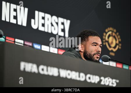 East Rutherford, États-Unis. 11 juillet 2025. Le capitaine Reece James du Chelsea Football Club s'exprime lors d'une conférence de presse deux jours avant le match de la finale de la Coupe du monde des clubs de la FIFA 2025 contre le Paris Saint-Germain, au MetLife Stadium, East Rutherford, New Jersey, le 11 juillet 2025. (photo par Anthony Behar/Sipa USA) crédit : Sipa USA/Alamy Live News Banque D'Images