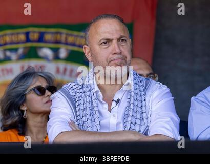 Durham, Royaume-Uni. 12 juillet 2025. Chef de la Mission palestinienne au Royaume-Uni, Husam Zomlot, au Gala des mineurs de Durham. Crédit : Karl Black/Alamy Live News Banque D'Images