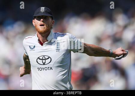 Lords Cricket Gound, Londres, Royaume-Uni. 12 juillet 2025. Troisième Rothesay Cricket test, jour 3, Angleterre contre Inde ; Ben Stokes of England Credit : action plus Sports/Alamy Live News Banque D'Images