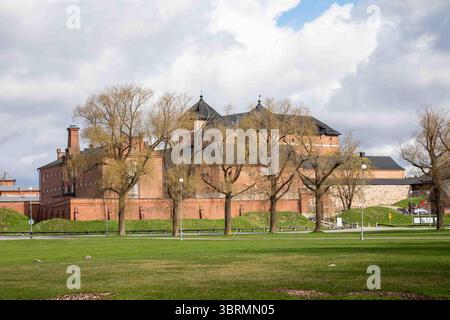 Médiéval Hämeen linna ou Château de Häme ou Château de Tavastia un jour nuageux de printemps à Hämeenlinna, Finlande Banque D'Images