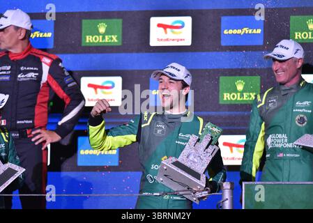 Sao Paulo, Brésil. 13 juillet 2025. SP - SAO PAULO - 07/13/2025 - SAO PAULO, CHAMPIONNAT DU MONDE FIA D'ENDURANCE - Dudu Barrichello célèbre le podium à Interlagos. Crédit : AGIF/Alamy Live News Banque D'Images