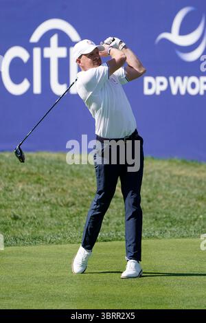 Garrett Hilbert, Dude étoile parfaite jouant dans le match All-Star les 44e matchs de la Ryder Cup 27 septembre 2023 jours d'entraînement au Marco Simone Golf and Country Club à Guidonia Montecelio, Rome, Italy​ le match 2023 Ryder Cup Celebrity All-Star a eu lieu le mercredi 27 septembre 2023 au Marco Simone Golf & Country Club à Rome, Italie. Cet événement d'exposition mettait en vedette des stars du sport et des artistes en compétition dans un format de match amical à sept trous.​ portrait visage heureux et souriant de près Banque D'Images
