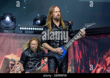 Ian Hill und Andy Sneap von Judas Priest live beim Scorpions & Friends Coming Home -Jubiläumskonzert in der Heinz von Heiden Arena. Hanovre, 05.07.2025 *** Ian Hill et Andy Sneap de Judas Priest en direct au concert anniversaire des Scorpions Friends Coming Home au Heinz von Heiden Arena Hanovre, 05 07 2025 Foto :XC.xSpeidelx/xFuturexImagex prest 5005 Banque D'Images