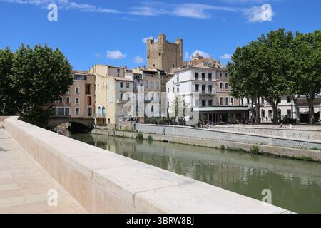 Le canal Robine dans la ville, Narbonne ville, Aude, France Banque D'Images