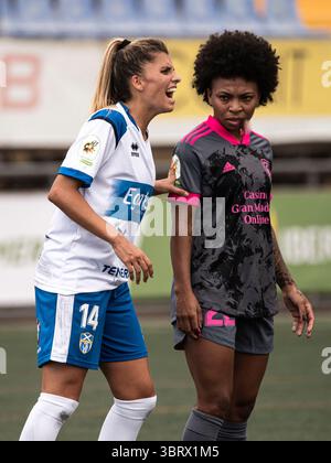 4 octobre 2020, Granadilla, Espagne : Natalia Ramos de l'UDG Tenerife et Valeria Cantuario de Madrid CFF lors du match de Primera Iberdrola entre UD Granadila Tenerife et CFF Madrid à l'Estadio la Palmera le 04 octobre 2020 à Tenerife, Espagne. (Crédit image : © San Acosta/DAX via ZUMA Wire) Banque D'Images