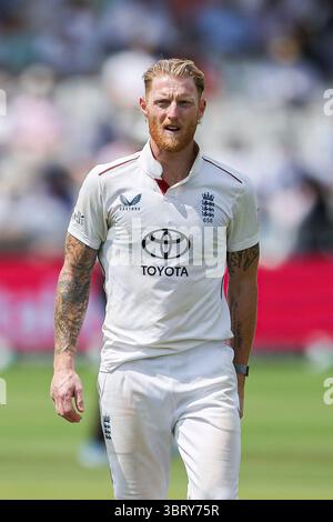 Lords Cricket Gound, Londres, Royaume-Uni. 14 juillet 2025. Troisième Rothesay Cricket test, jour 5, Angleterre contre Inde ; Ben Stokes of England Credit : action plus Sports/Alamy Live News Banque D'Images