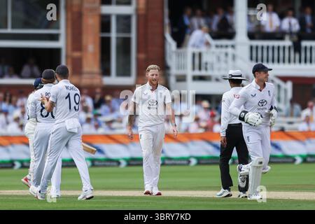 Lords Cricket Gound, Londres, Royaume-Uni. 14 juillet 2025. Troisième Rothesay Cricket test, jour 5, Angleterre contre Inde ; Ben Stokes of England Credit : action plus Sports/Alamy Live News Banque D'Images