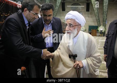 6 octobre 2015, Téhéran, IRAN : le président de l'Assemblée des experts, Ahmad Jannati, est vu à la mosquée universitaire de Téhéran, Iran. (Crédit image : © Rouzbeh Fouladi/ZUMA Wire) Banque D'Images