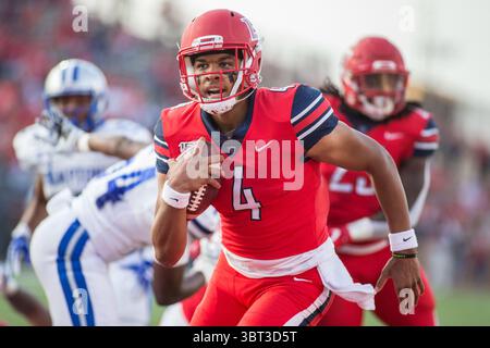 21 septembre 2019 : le quarterback des Liberty Flames Brandon Robinson (4) se précipite dans la zone finale lors d'une esquive de quarterback lors d'une action de football NCAA entre les Pirates de Hampton et les Liberty Flames au Williams Stadium de Lynchburg, en Virginie. Jonathan Huff/CSM.(image de crédit : &copy ; Jonathan Huff/CSM via ZUMA Wire) Banque D'Images